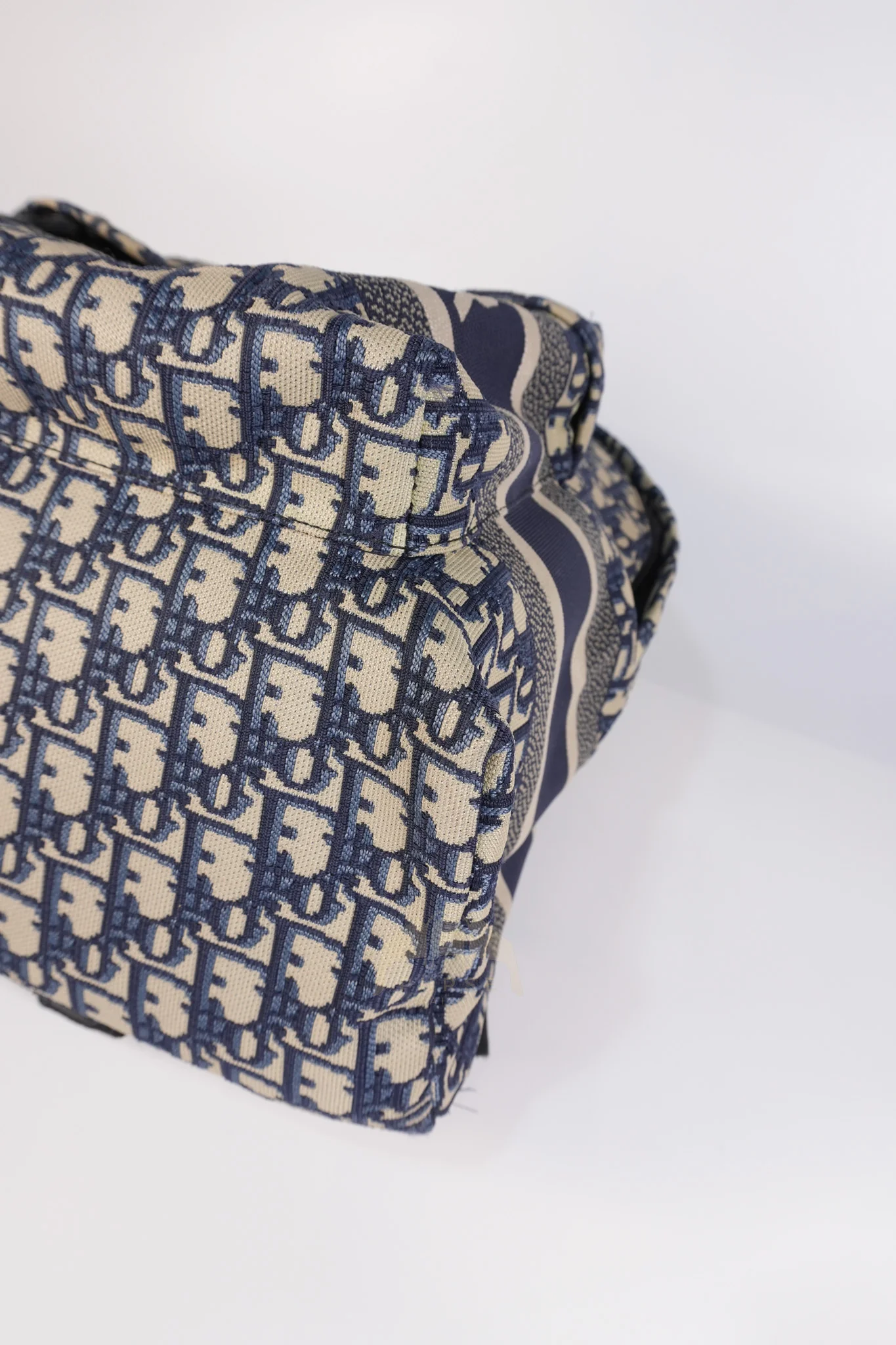 Christian Dior Travel Bagpack in Blue Oblique Jacquard Canvas - Image 10