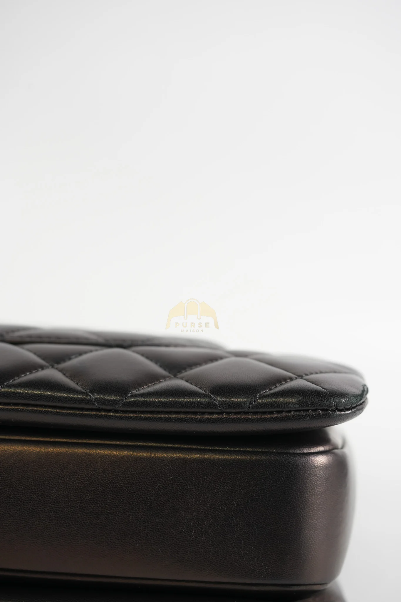 Chanel Trendy CC Top Handle Jumbo in Black Lambskin Light Gold Hardware (Series 19) - Image 15