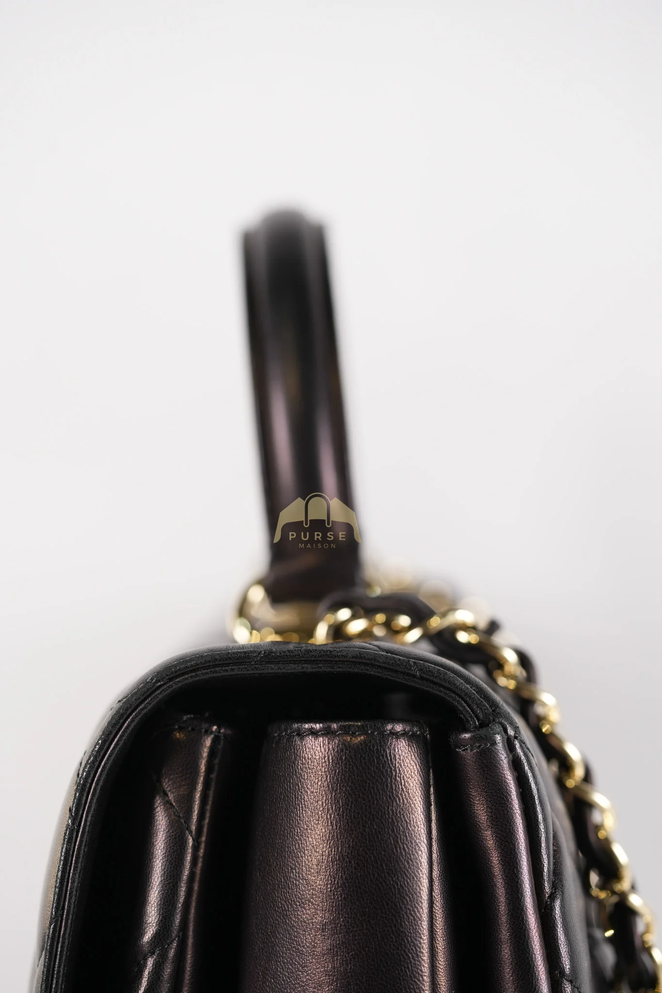 Chanel Trendy CC Top Handle Jumbo in Black Lambskin Light Gold Hardware (Series 19) - Image 23