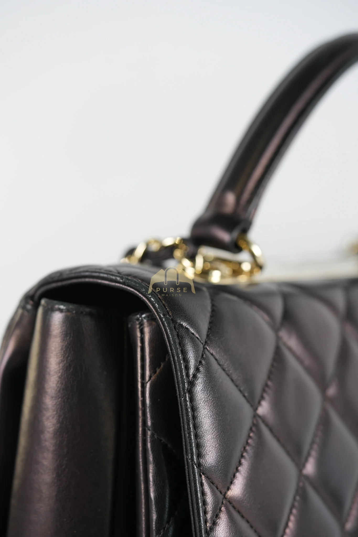 Chanel Trendy CC Top Handle Jumbo in Black Lambskin Light Gold Hardware (Series 19) - Image 24
