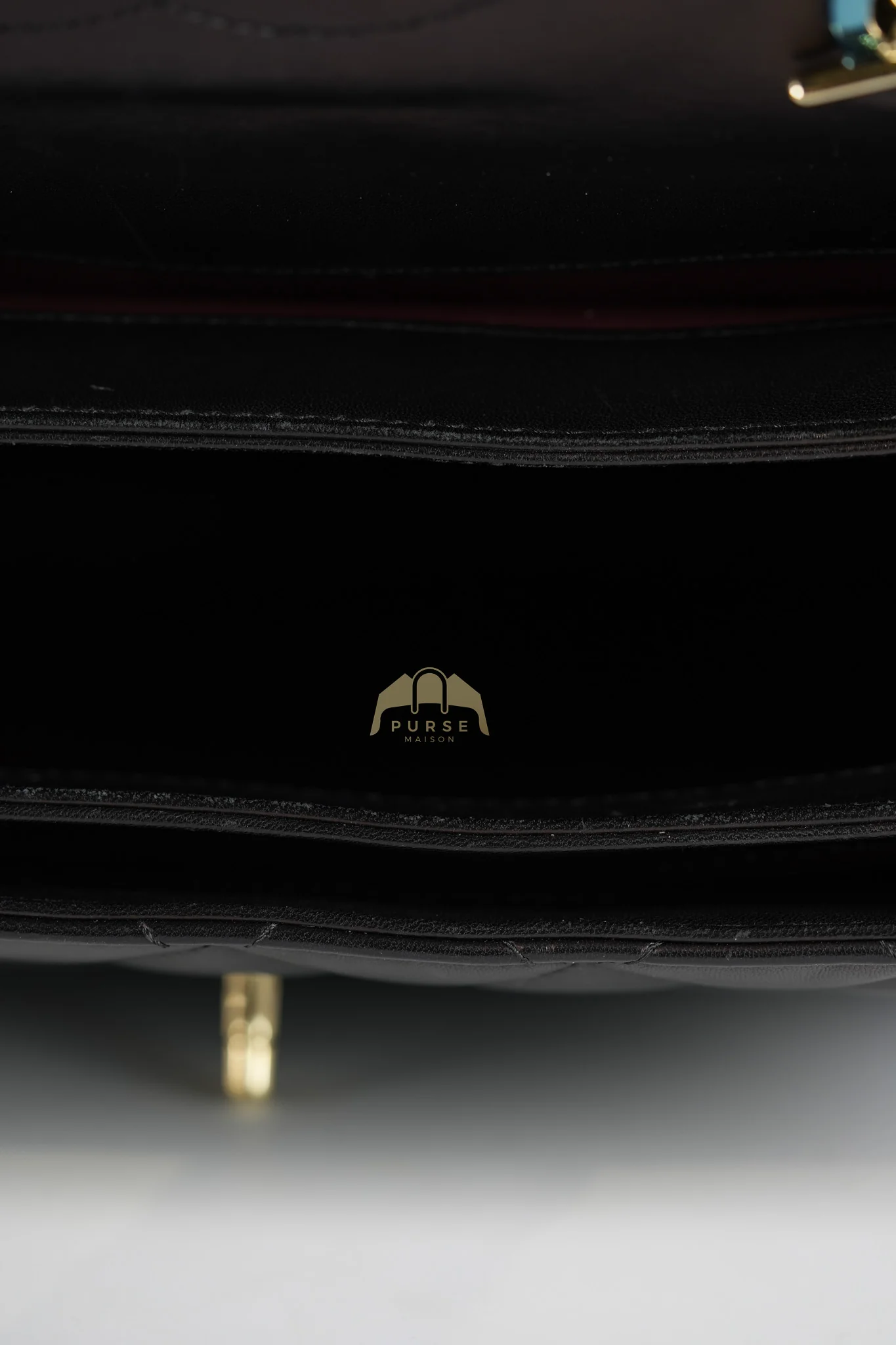 Chanel Trendy CC Top Handle Jumbo in Black Lambskin Light Gold Hardware (Series 19) - Image 47