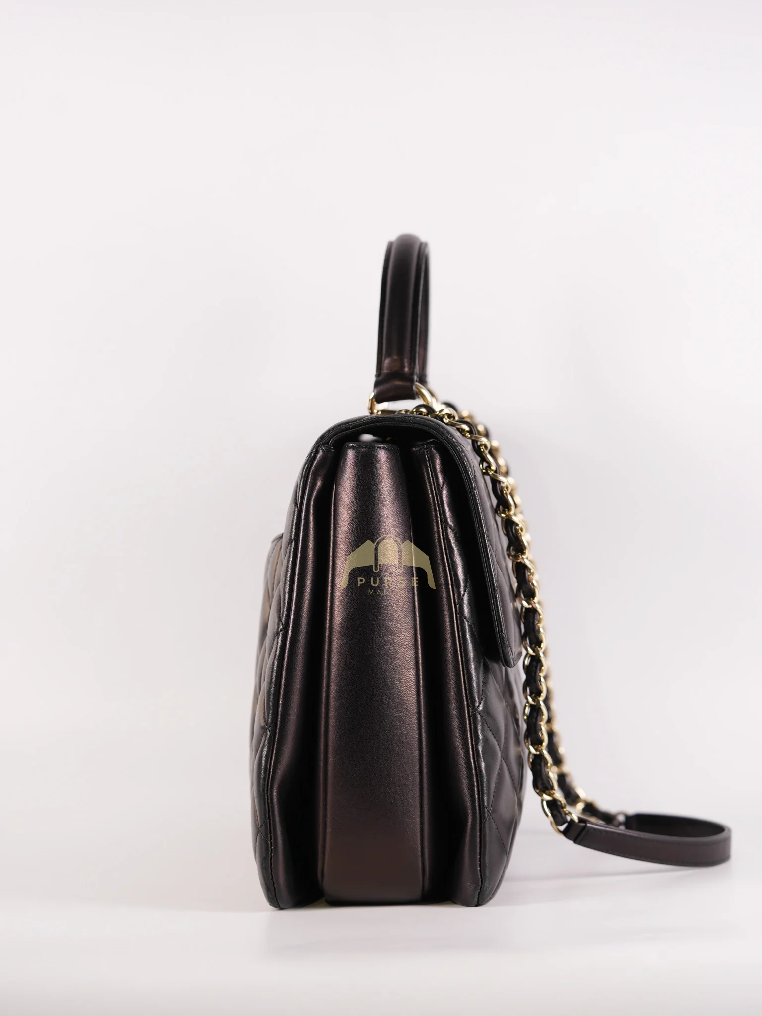 Chanel Trendy CC Top Handle Jumbo in Black Lambskin Light Gold Hardware (Series 19) - Image 6