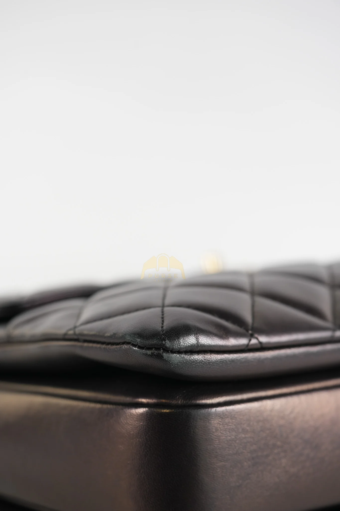 Chanel Trendy CC Top Handle Jumbo in Black Lambskin Light Gold Hardware (Series 19) - Image 8