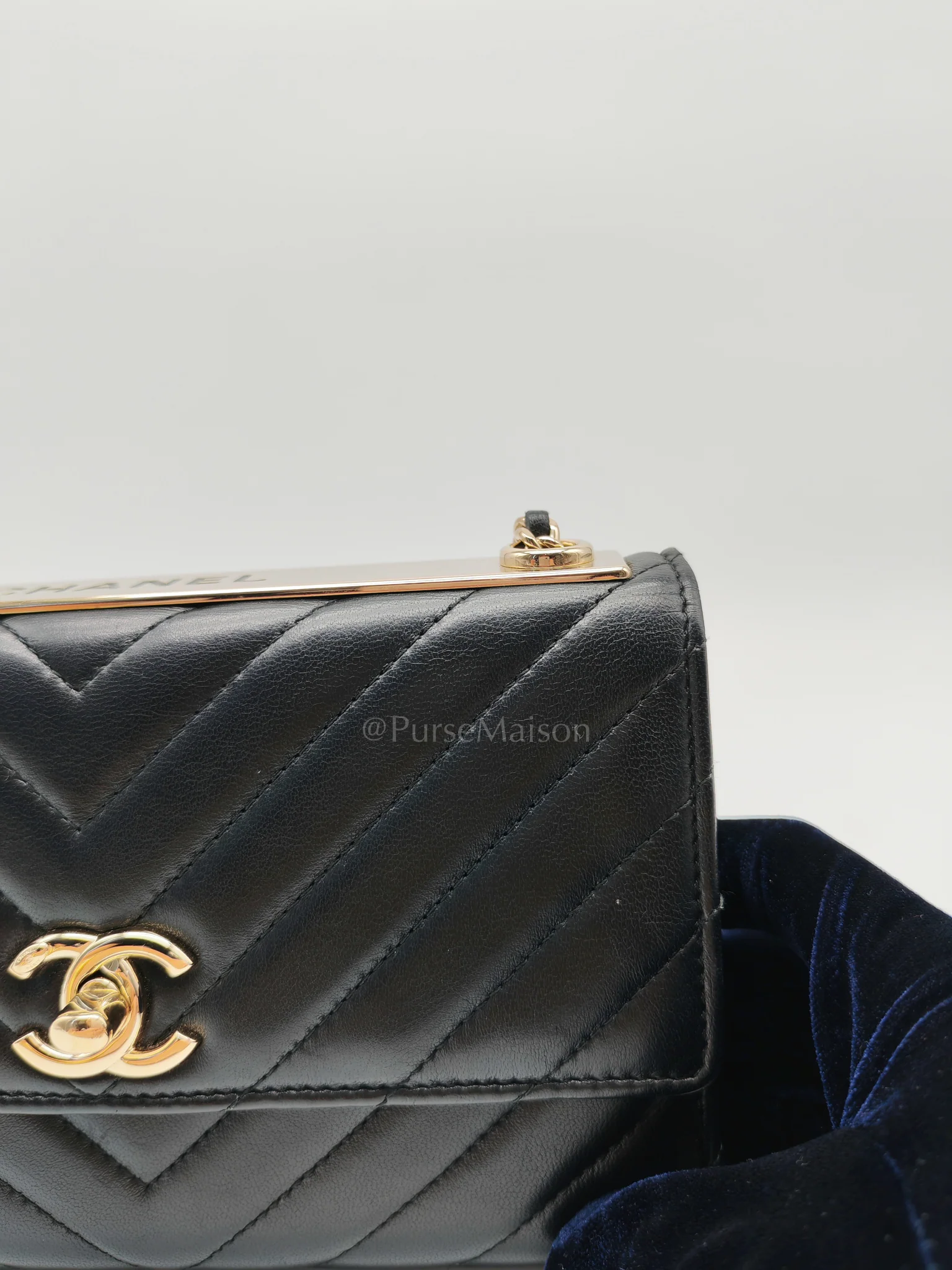 Chanel Trendy Wallet on Chain(WOC) Black Lambskin Leather in Light Gold Hardware (Series 25****00) - Image 18