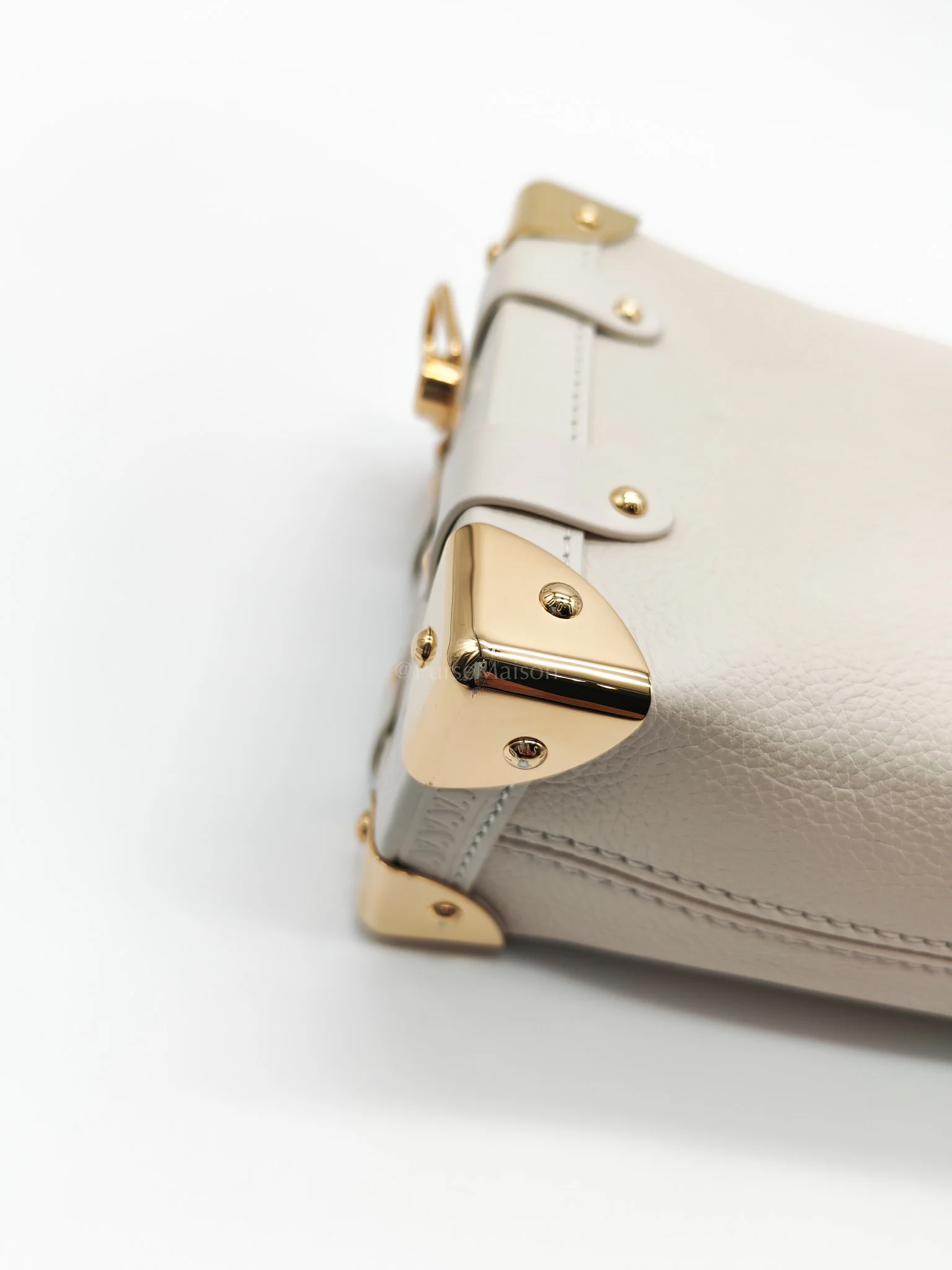 Louis Vuitton Side Trunk PM in Grained Soft Calfskin Leather Shoulder Bag (Microchip) - Image 9