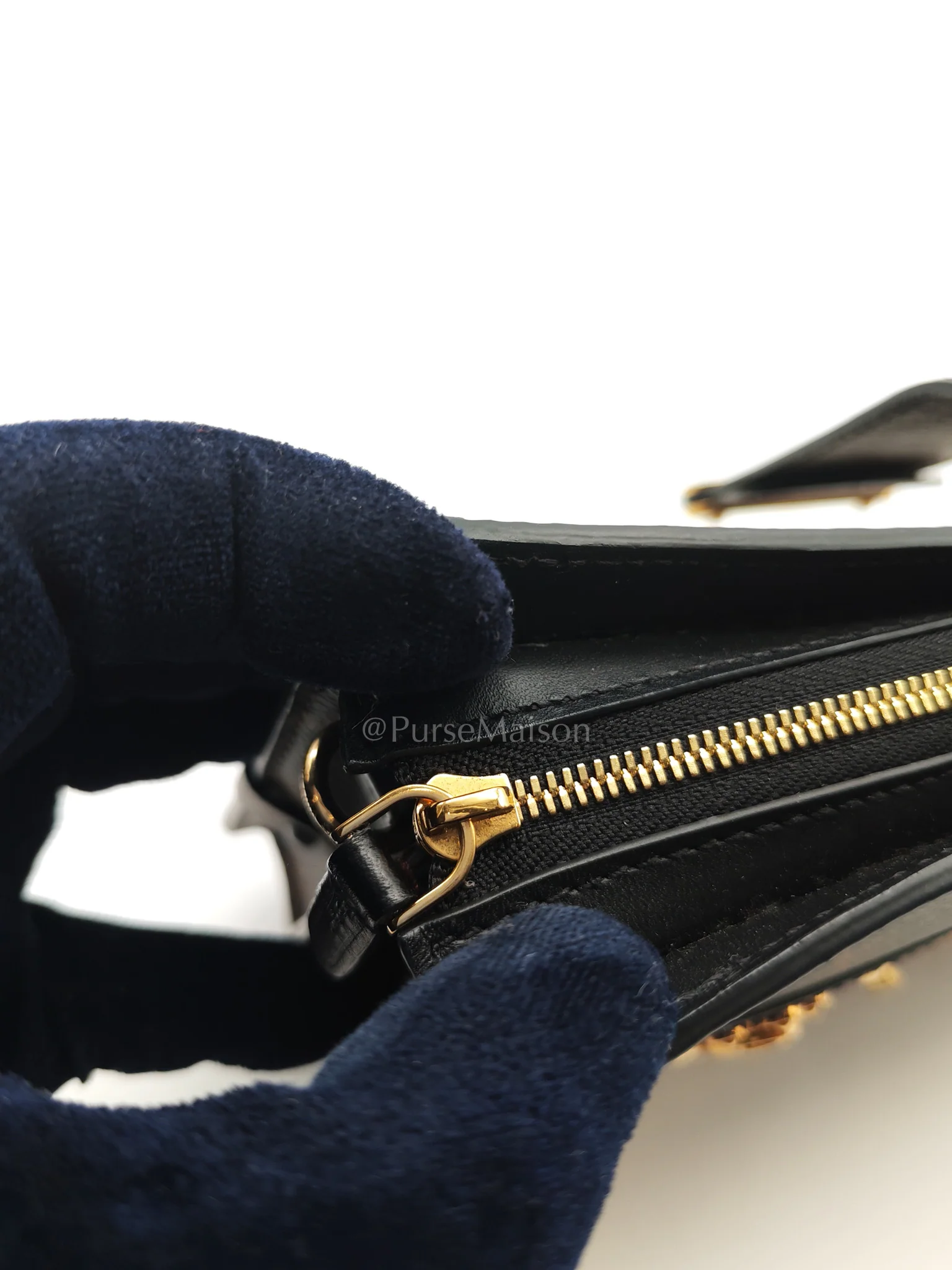 Louis Vuitton Trunk Clutch Bag in Monogram Reverse Canvas & Gold Hardware Microchip - Image 17