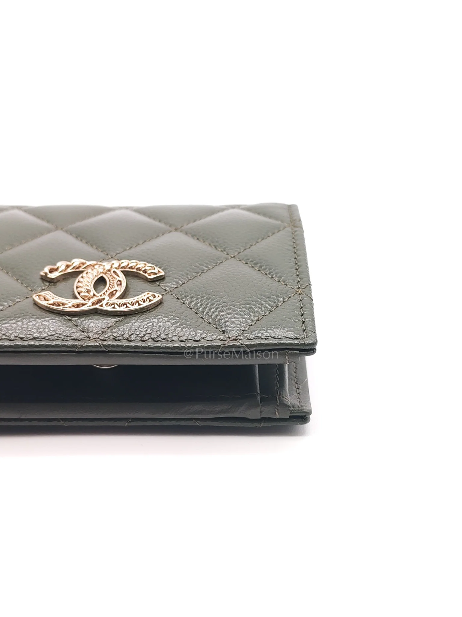 Chanel Twirling CC Logo Bi-Fold Wallet in Khaki Caviar Leather in Light Gold Hardware (Microchip) - Image 6