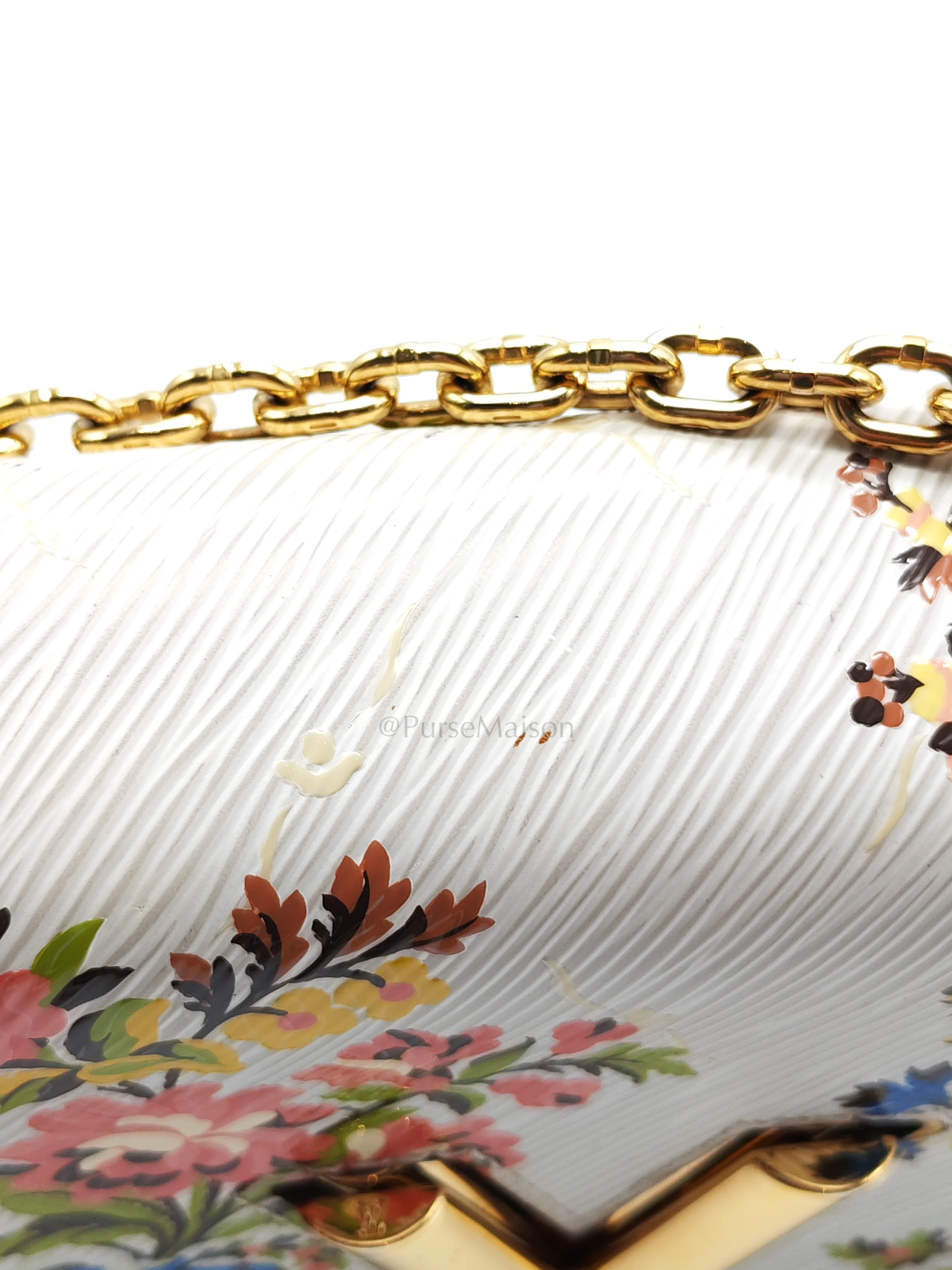 Louis Vuitton Twist Lock MM in White Romantic Blossom Epi Leather & Gold Hardware (Date Code: SR0138) - Image 25
