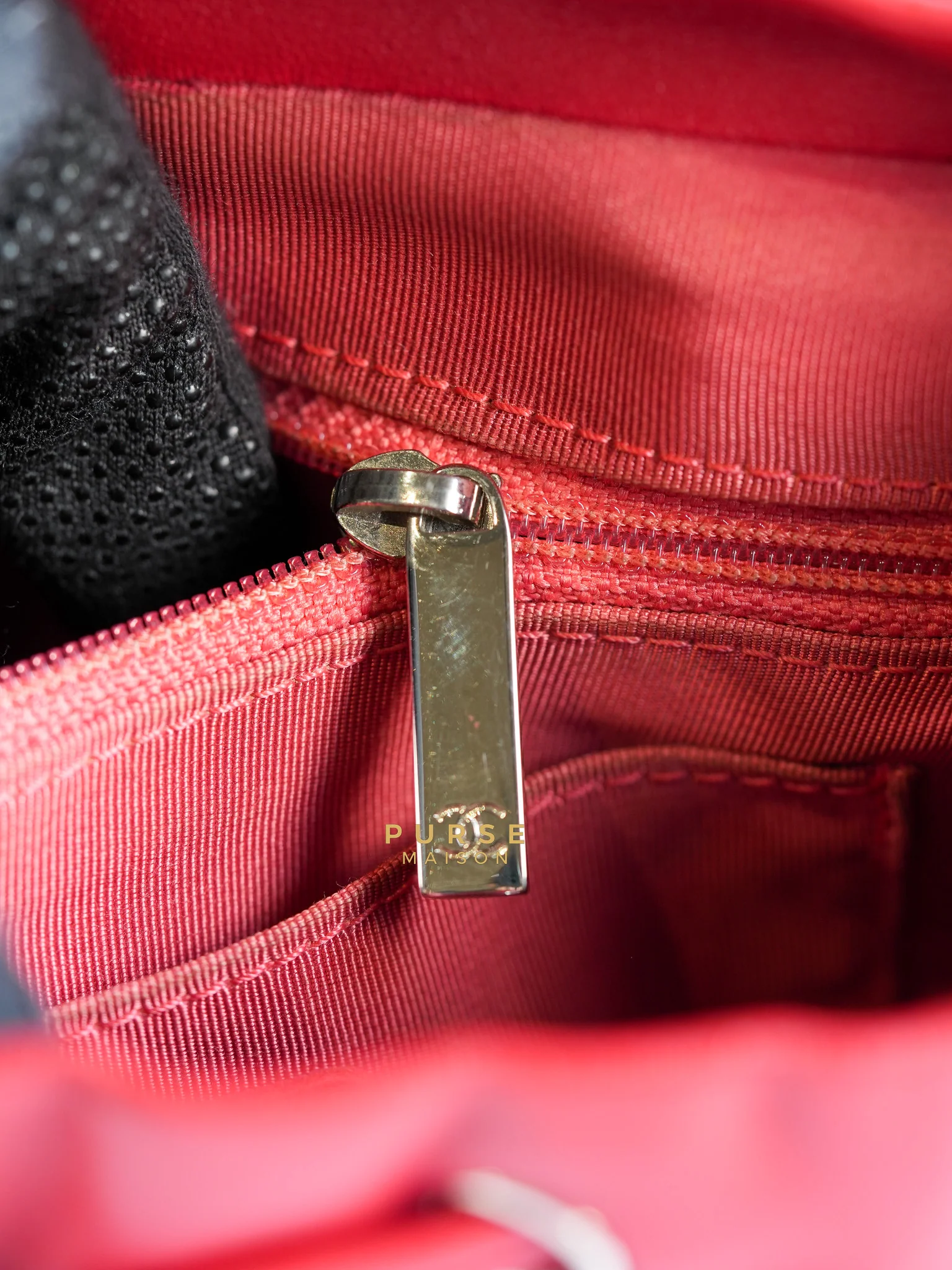 Chanel Urban Spirit Red Lambskin Leather and Silver Hardware Series 22 - Image 22