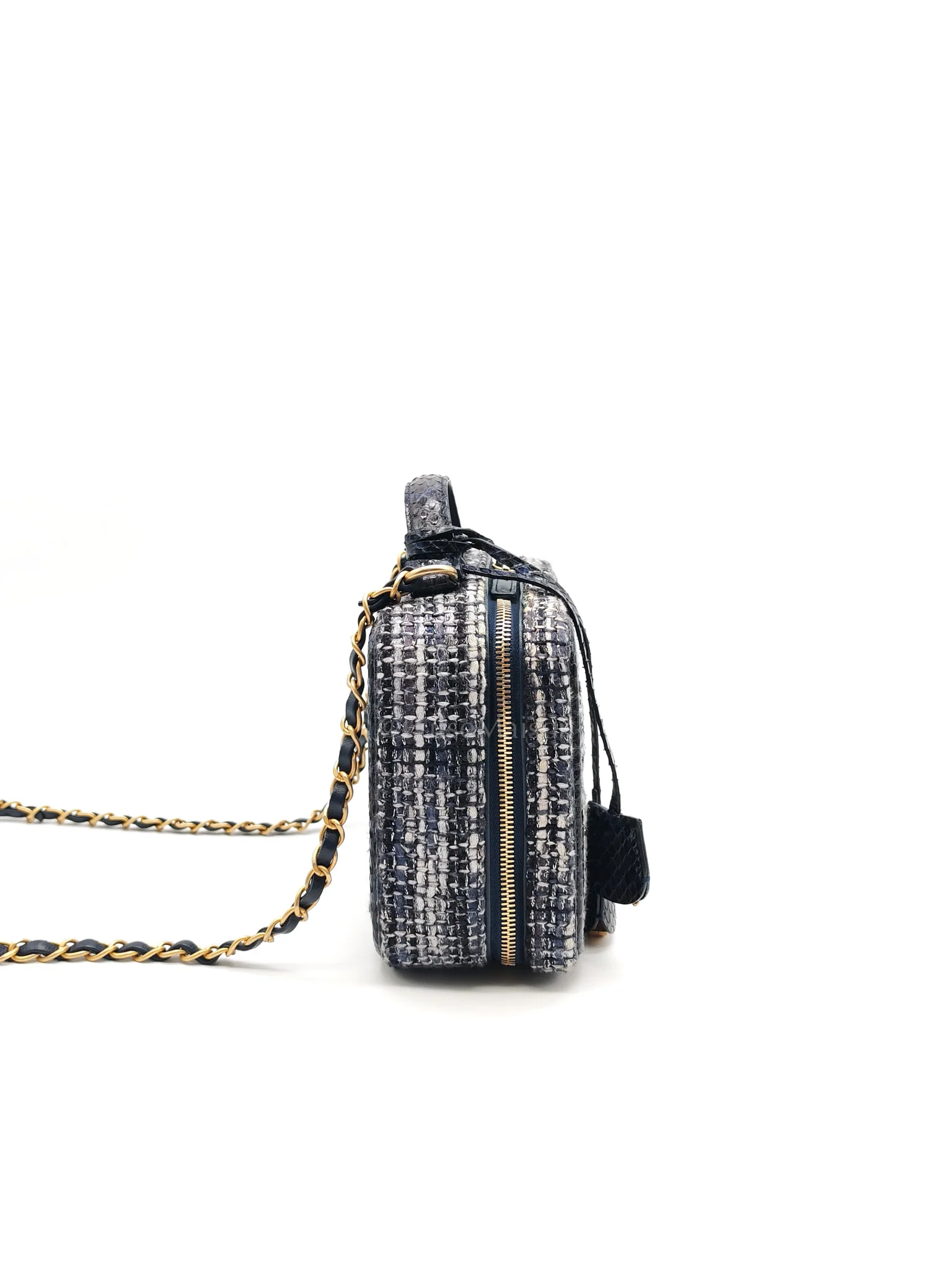 Chanel Vanity Case Filigree Medium in Navy Tweed Python Aged Gold Hardware (Series 25) - Image 6