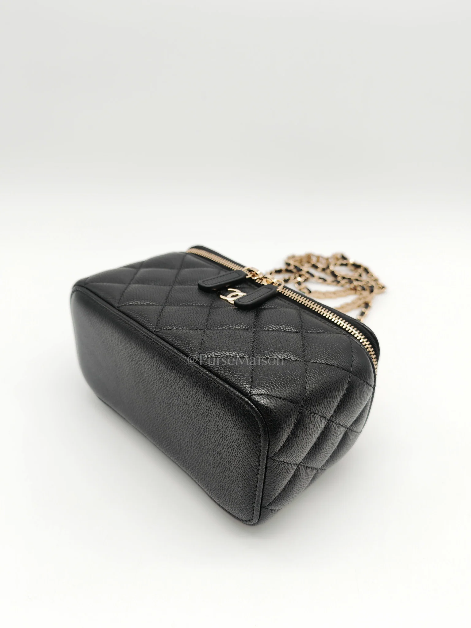 Chanel Vanity Case Small in Black Caviar Leather Light Gold Hardware (Series 31) - Image 8