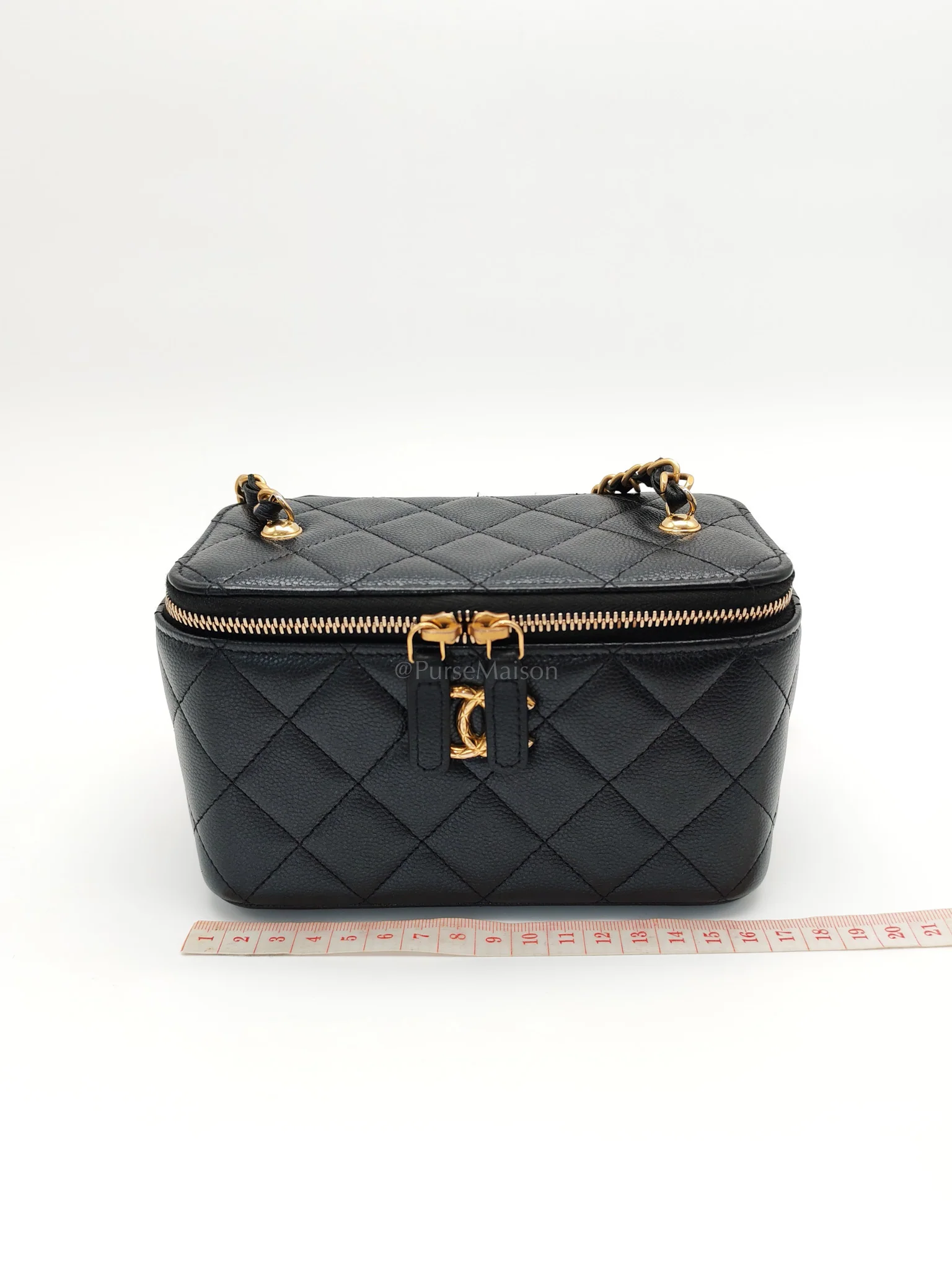 Chanel Vanity in Black Iridescent Caviar Leather and Aged Gold Hardware with Adjustable Chain Strap (Microchip) - Image 29