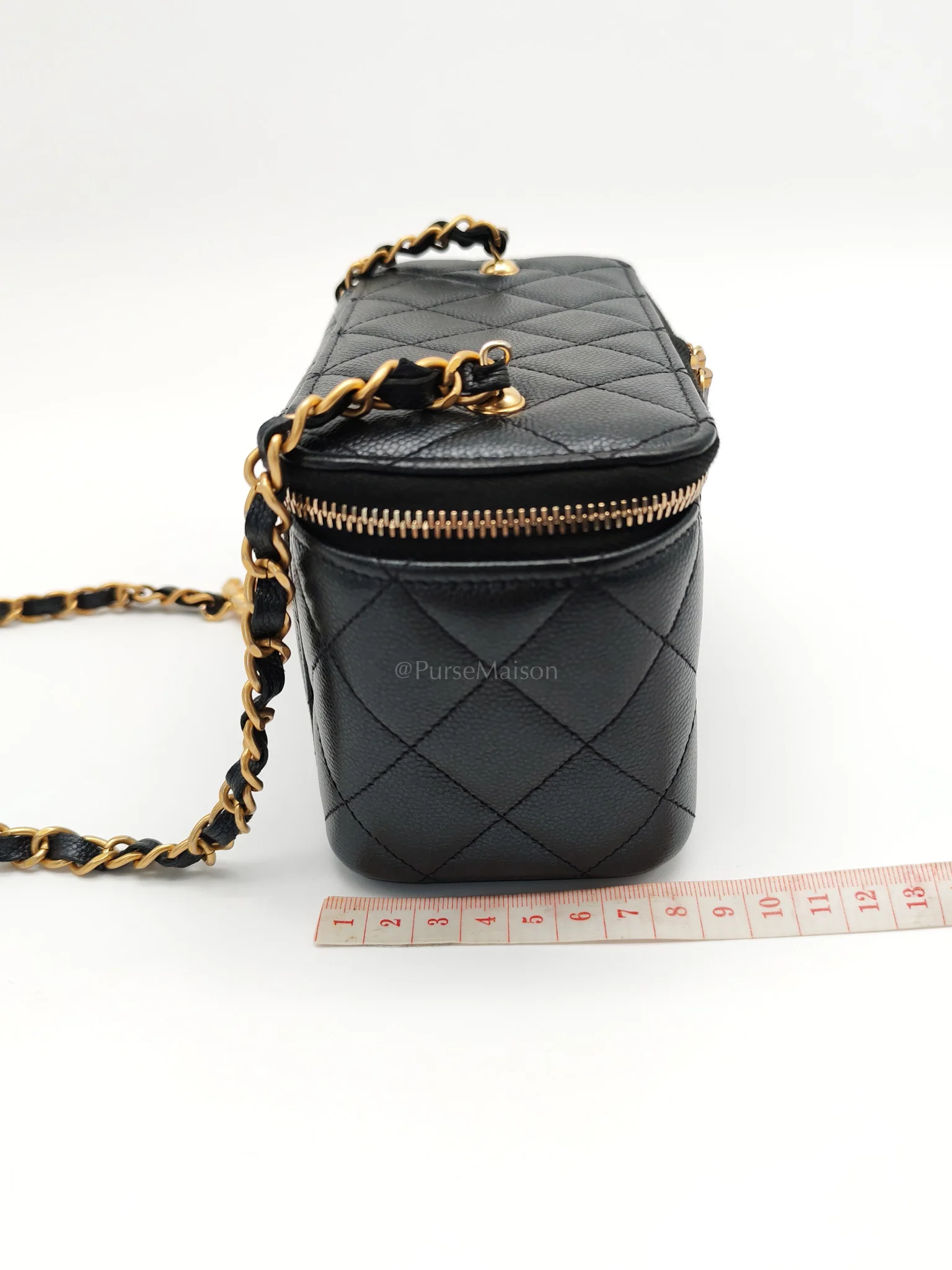Chanel Vanity in Black Iridescent Caviar Leather and Aged Gold Hardware with Adjustable Chain Strap (Microchip) - Image 31