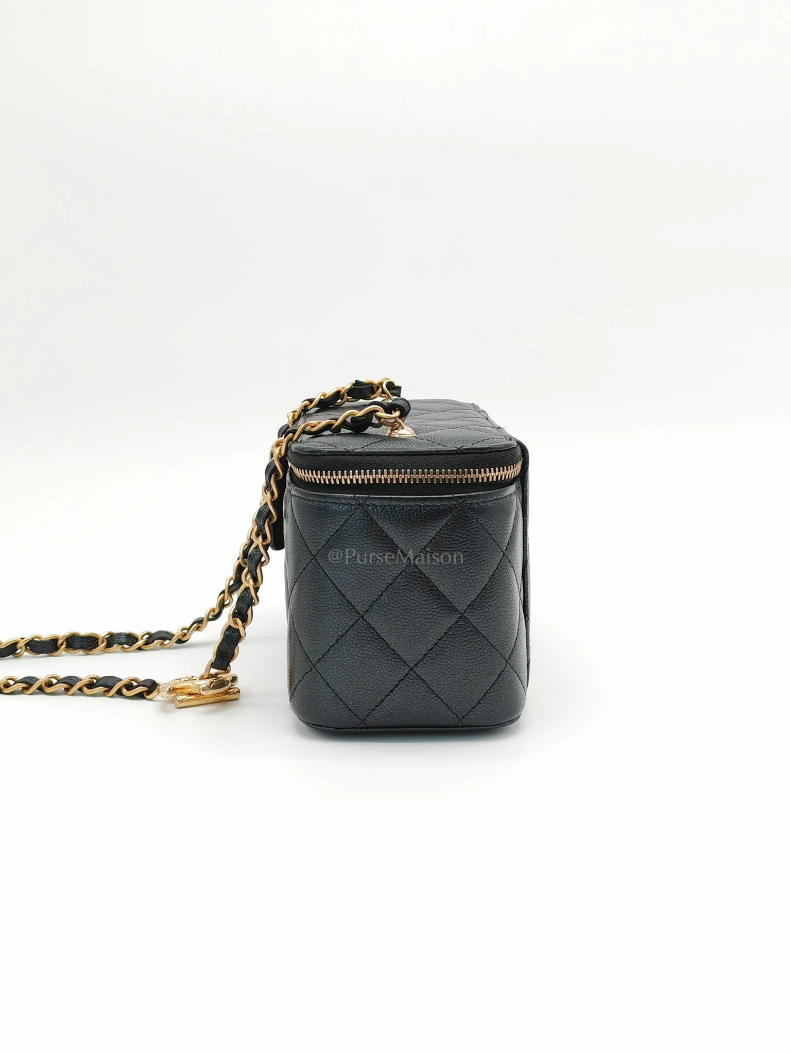 Chanel Vanity in Black Iridescent Caviar Leather and Aged Gold Hardware with Adjustable Chain Strap (Microchip) - Image 5