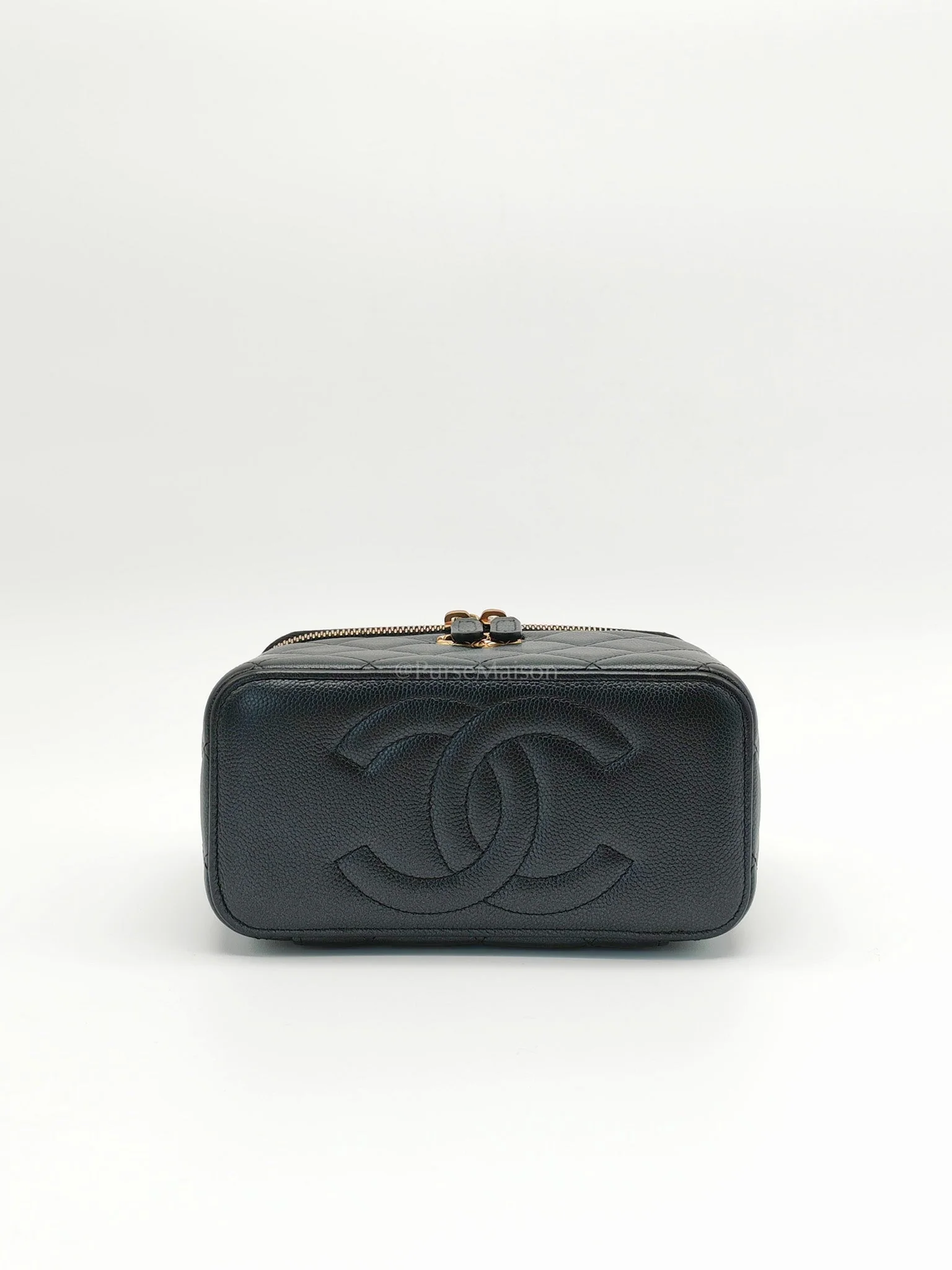 Chanel Vanity in Black Iridescent Caviar Leather and Aged Gold Hardware with Adjustable Chain Strap (Microchip) - Image 7