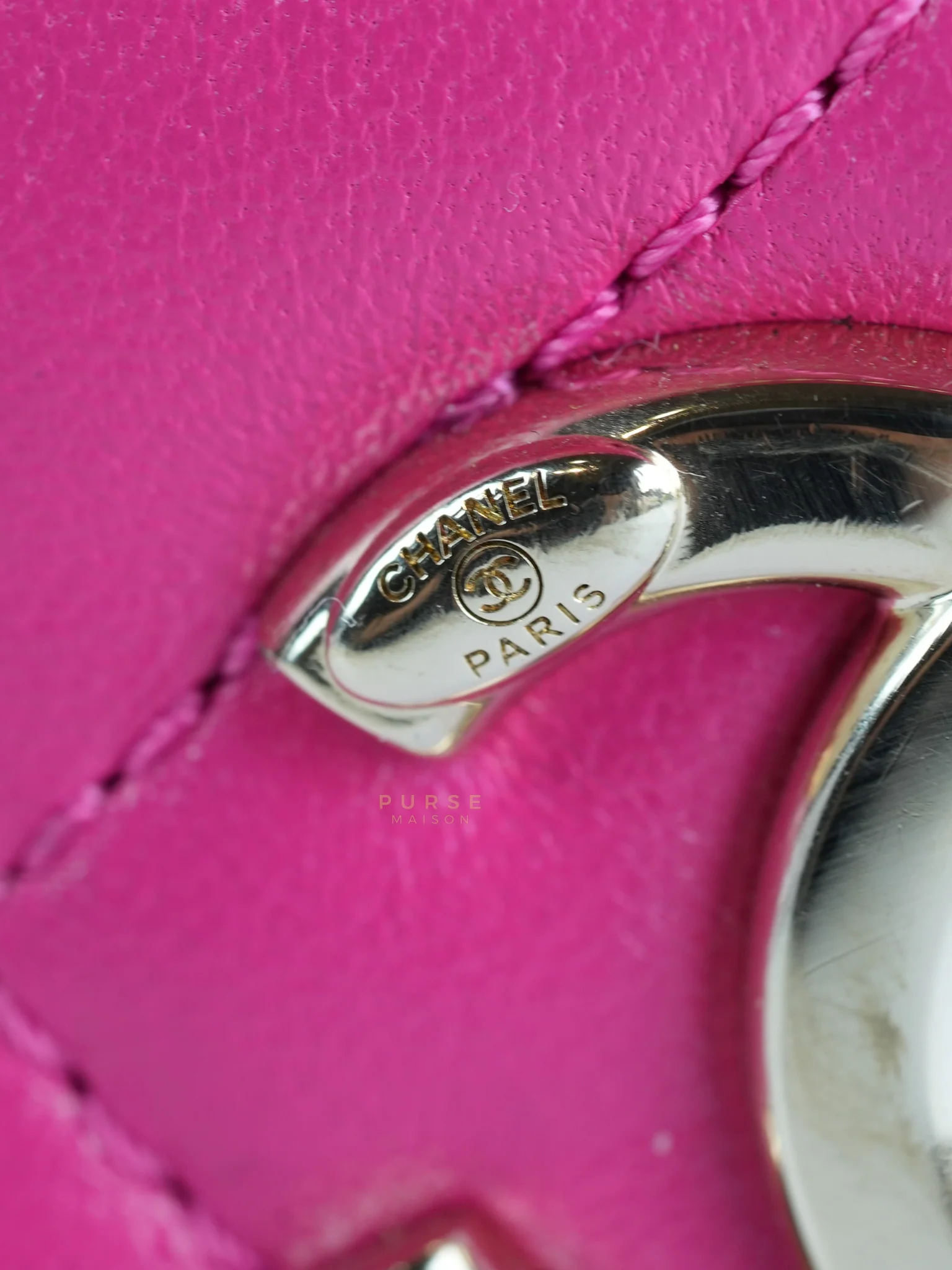 Chanel Vanity Bag Small in Pink Lambskin Leather and Light Gold Hardware Series 30 - Image 14