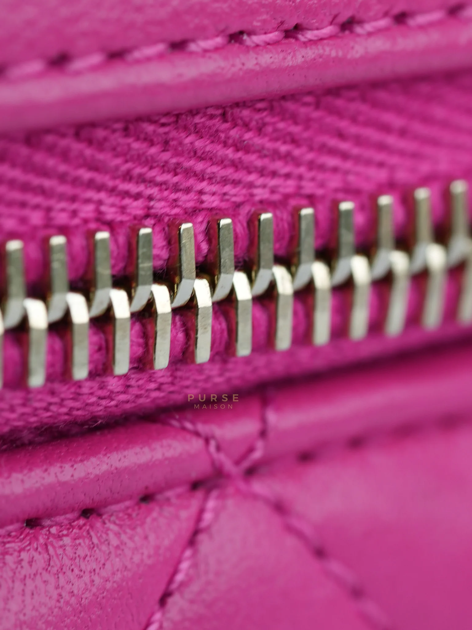 Chanel Vanity Bag Small in Pink Lambskin Leather and Light Gold Hardware Series 30 - Image 17