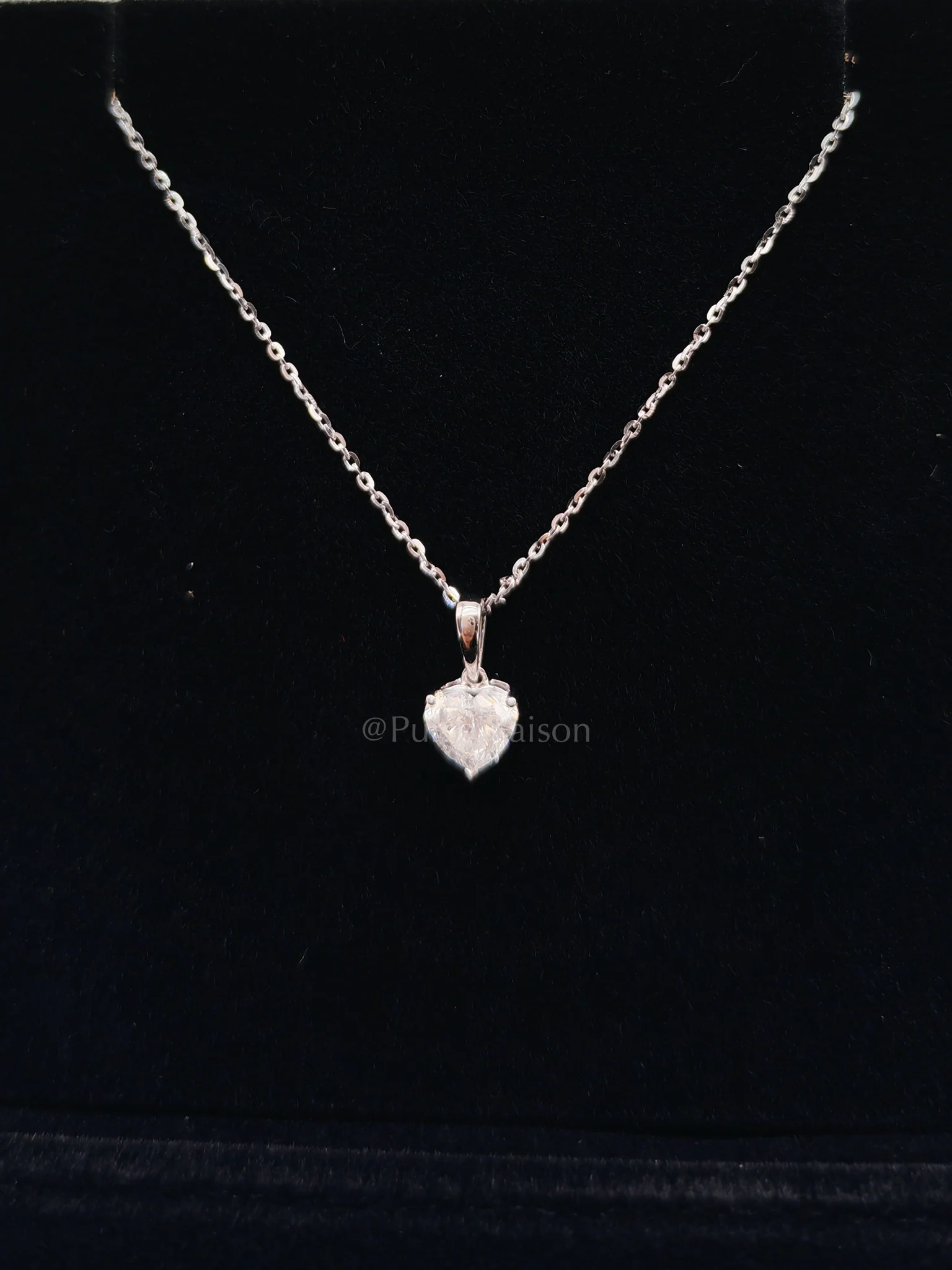 Diamond 18k 1.41gms. 0.55cts. VS1 to VVS1 (Clarity) E to H (Color) Natural Diamond White Gold Necklace (18 inches) - Image 2