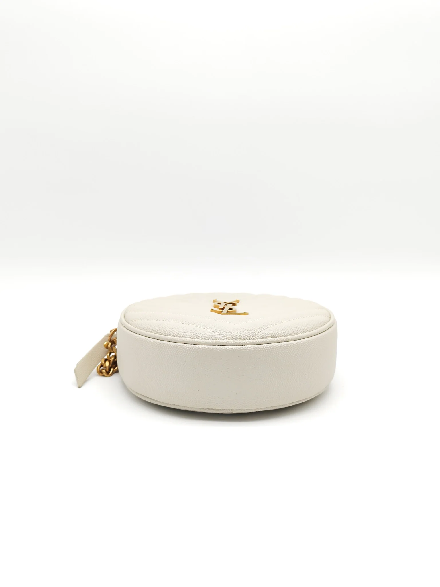 Yves Saint Laurent Matelasse Ivory in Chevron Quilted Grain de Poudre Round Camera Bag - Image 7