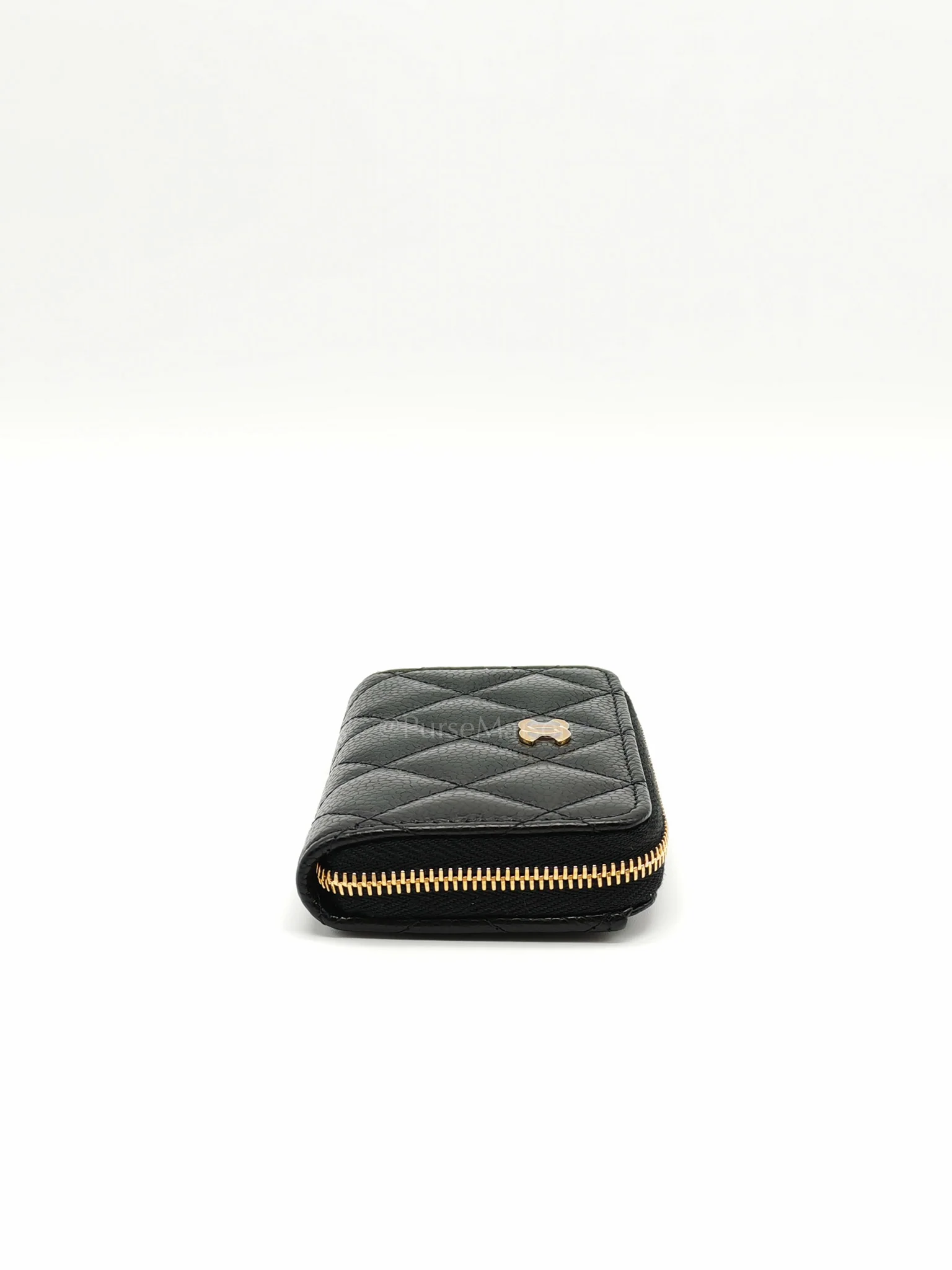 Chanel Zipped Card Holder in Black Caviar Leather & Gold Hardware Microchip - Image 6